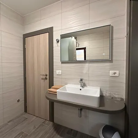 Saini Blossom Apartmán Novigrad Istria